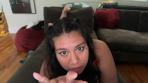 softandcreamyass online show from July 27, 11:46 pm