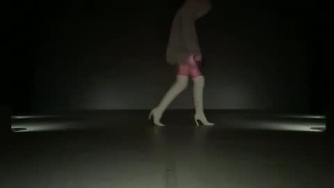 0La online show from January 16, 6:59 pm