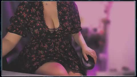 Gaby Solis online show from December 1, 7:16 pm