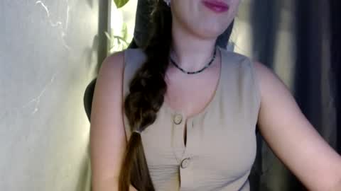 Gaby Solis online show from February 15, 4:45 pm