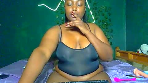 Solly bunny online show from May 17, 1:16 am
