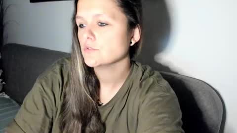 SomeonesDay online show from November 22, 6:38 am