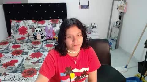 sonialatin69 online show from March 24, 12:21 pm