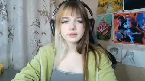 Mila online show from May 29, 4:49 pm