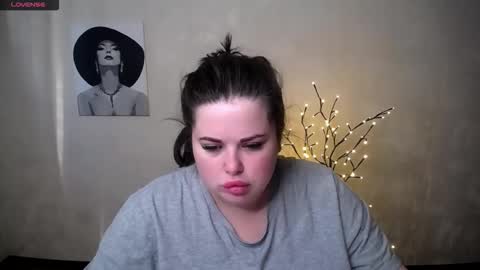 sophia__olsen online show from September 22, 5:50 am