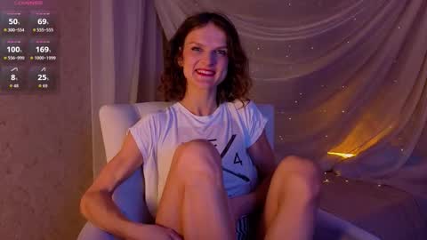 Sophia online show from December 19, 1:32 am