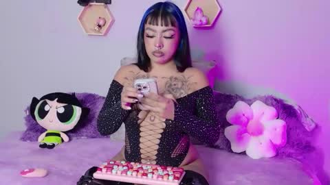 sophia online show from January 8, 4:49 am