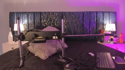 Sofia  online show from November 29, 2:10 pm