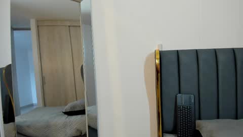 sophia_owens_2 online show from September 14, 5:33 pm