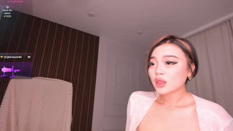 QUEEN OF SQUIRT online show from January 17, 4:26 pm