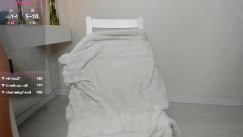 QUEEN OF SQUIRT online show from January 14, 2:22 pm