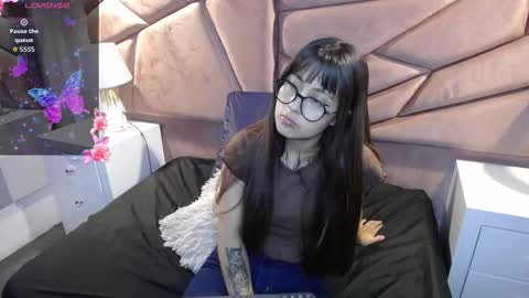 Sophi  online show from September 29, 3:28 pm