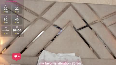 Sophia Paris online show from March 11, 12:26 am