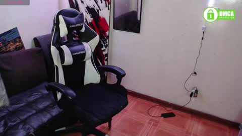 sophiaa_vega_ online show from December 16, 11:43 pm