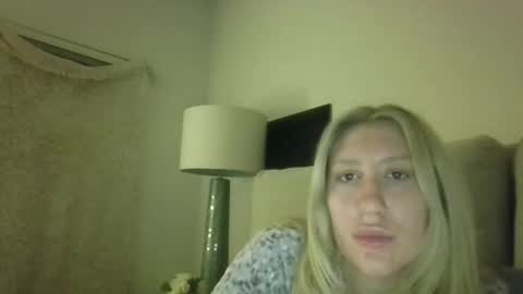 sophiakodakready online show from February 3, 2:53 am