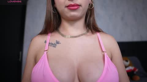 Sophy online show from December 22, 1:09 am