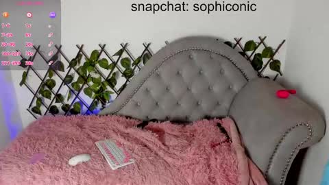 Clara sophia online show from February 7, 3:02 am