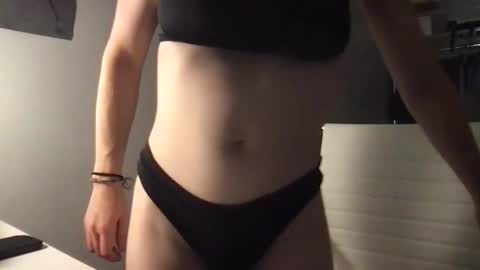 sophie21xoxo online show from September 15, 2:20 am