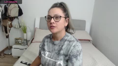 Sofa online show from December 9, 2:13 am