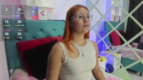 sophie_new25 online show from March 6, 11:58 am