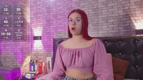 sophie_new25 online show from March 16, 12:31 pm