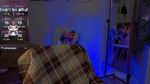 sophie_nomenal_ online show from October 17, 1:58 pm