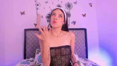 Sophie online show from March 22, 3:18 pm