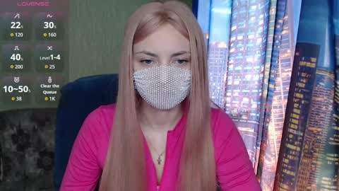 Sophie online show from March 29, 8:46 am