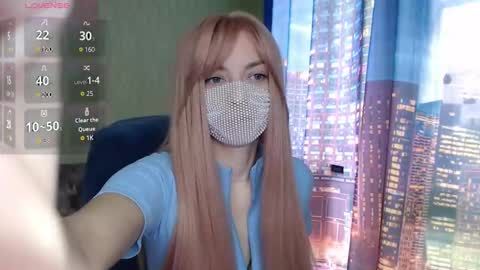 Sophie online show from March 18, 8:52 am