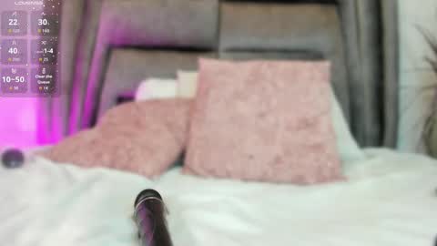 Sophie  online show from September 13, 2:03 pm