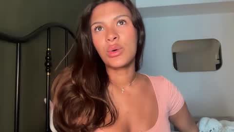 Sophie online show from September 9, 2:28 pm