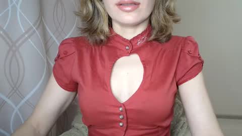 Sophiemisss online show from October 6, 9:37 am