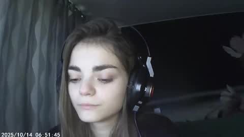 Sophie and my bestie Mandy    online show from October 13, 8:39 am