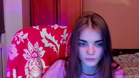 Sophie and my bestie Mandy    online show from December 1, 6:32 pm