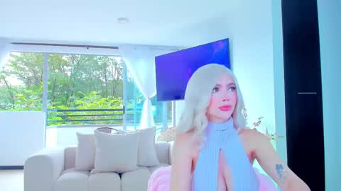 YULITZA online show from October 4, 12:44 pm