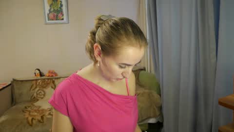 Sophi online show from February 24, 2:58 pm