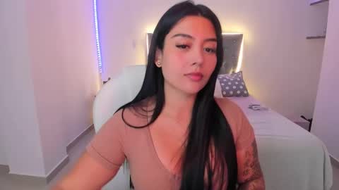 Sophy Bunny online show from September 10, 10:10 pm