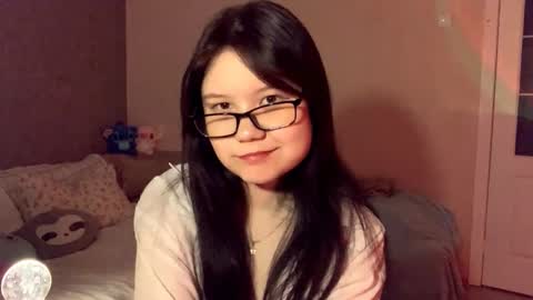 lily online show from November 6, 9:42 pm