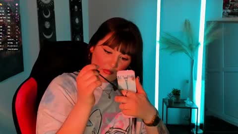 Jennie online show from May 13, 10:54 am