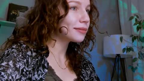 spicy___caramel online show from February 14, 4:20 pm