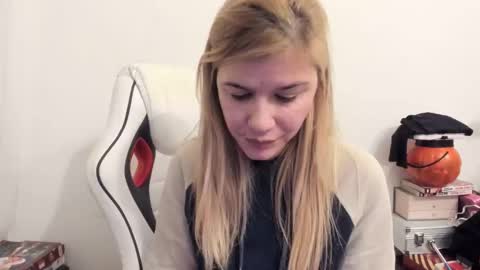 FREE ONLY FANSy online show from January 2, 4:13 pm