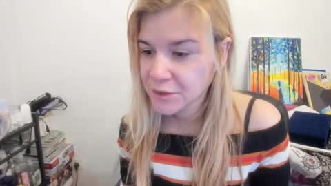 FREE ONLY FANSy online show from December 15, 9:03 am