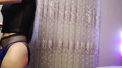 Tips are the best compliment to a woman online show from April 4, 3:44 pm