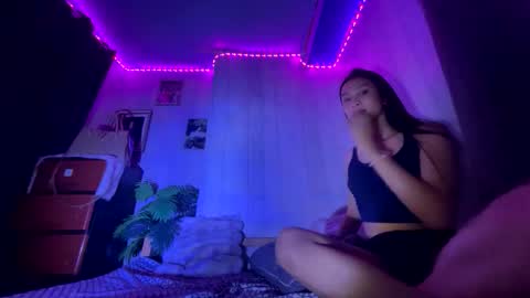 stacey_cravings online show from February 5, 6:11 pm