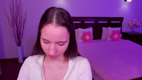 StaceyCutie online show from April 8, 5:15 pm