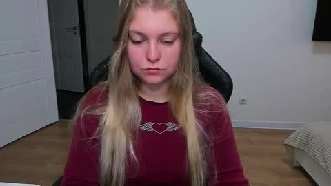 Stacy  online show from September 30, 3:17 pm