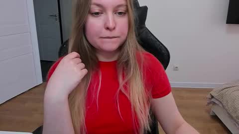 Stacy  online show from February 16, 11:10 am