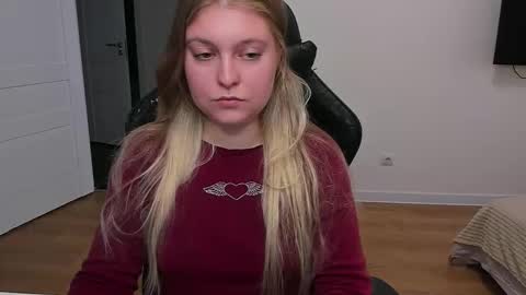 Stacy  online show from September 22, 2:26 pm