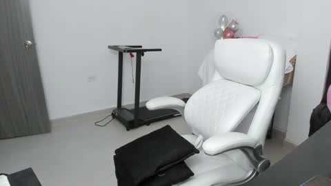 Zulma Yisset online show from December 3, 3:53 am