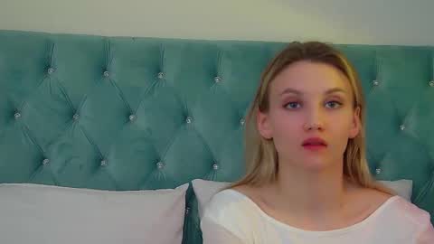 StacyEvances online show from March 14, 6:53 pm